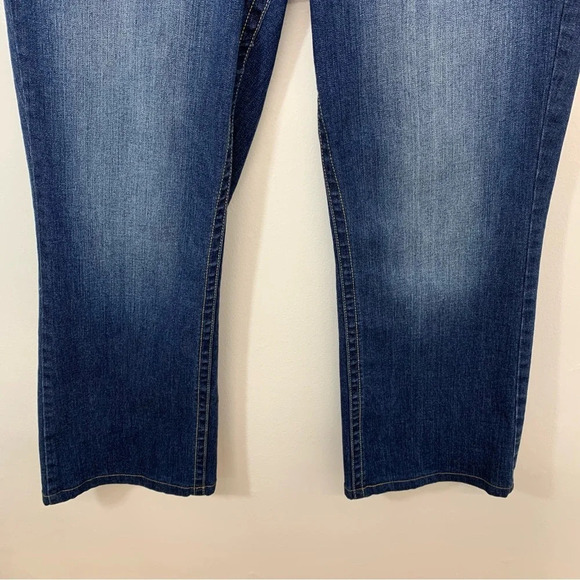 Lane Bryant Jeans Woman 16 Genuis Fit Slim Boot  Beaded Pockets Casual‎ Western - Picture 3 of 12